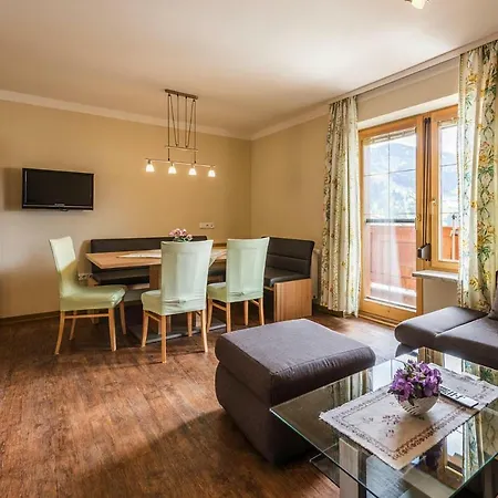 Holiday Flat Hollersbach 아파트 *